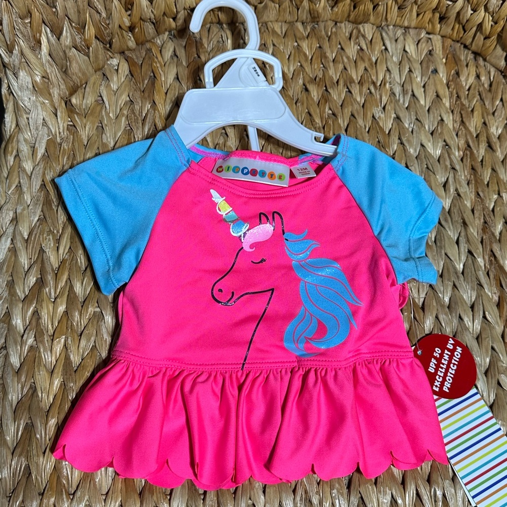 2 Piece Girl’s Swimsuit/Rashguard - 12 Months